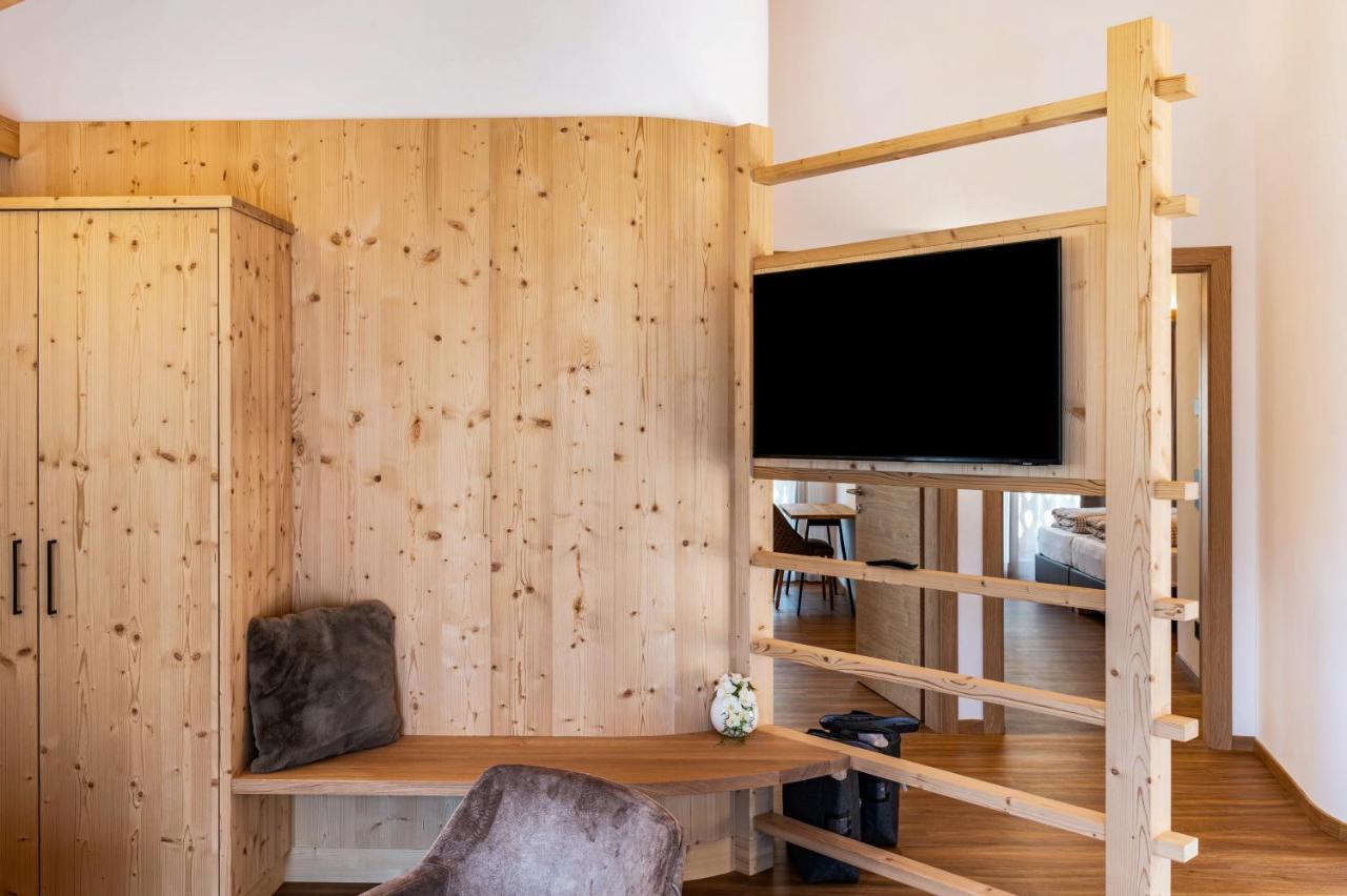 Les Ciases Chalets Dolomites Apt 3 St. Vigil Exteriör bild